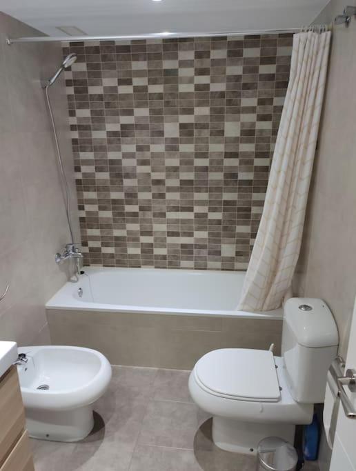 Sunny Guadalmina Apartment Marbella Luaran gambar