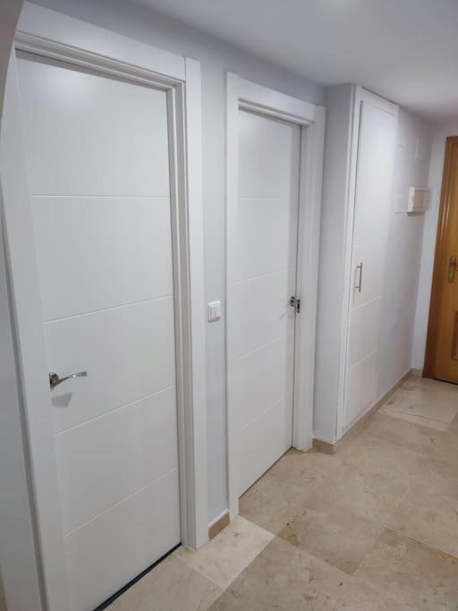 Sunny Guadalmina Apartment Marbella Luaran gambar